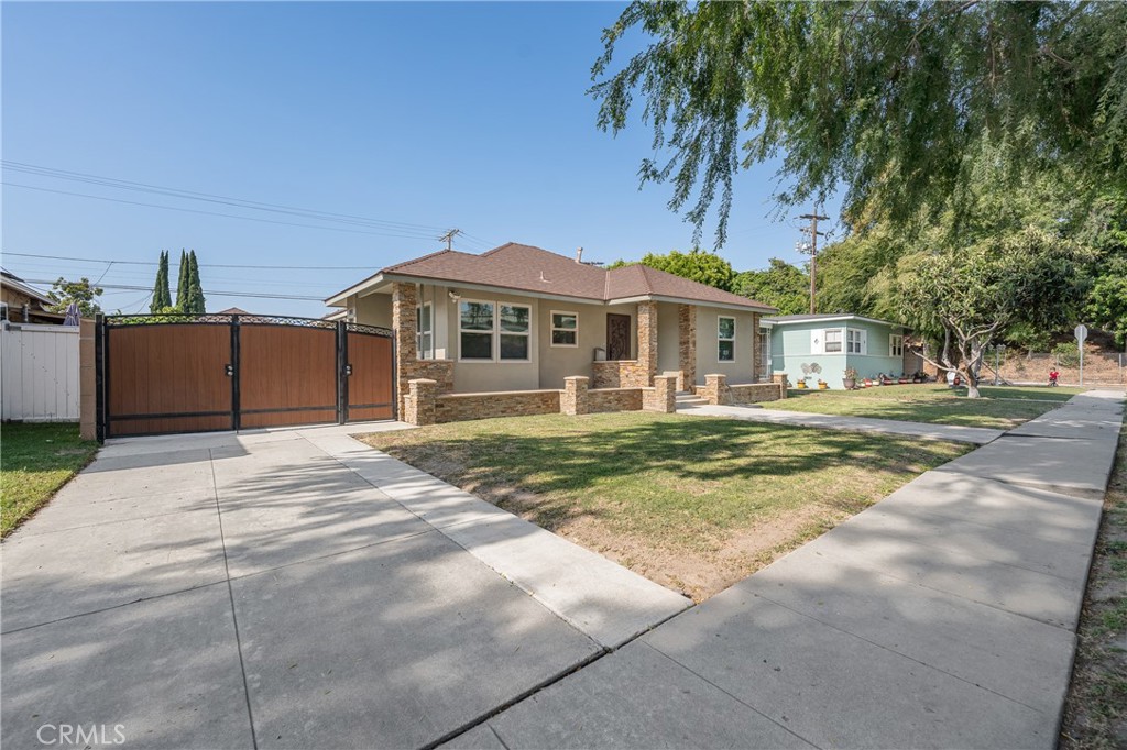 5457 E Willow Street, Long Beach, CA 90815