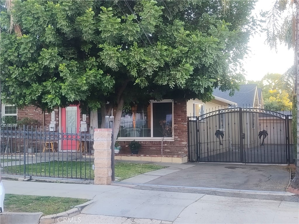 414 416 Linda Rosa Avenue, Pasadena, CA 91107