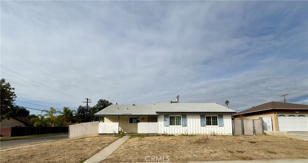 3704 Modesto Drive, San Bernardino, CA 92404