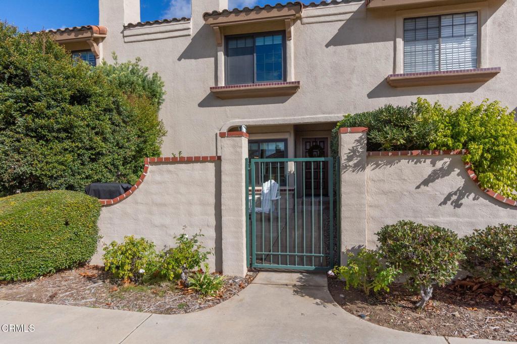 224 Country Club Drive, #C, Simi Valley, CA 93065