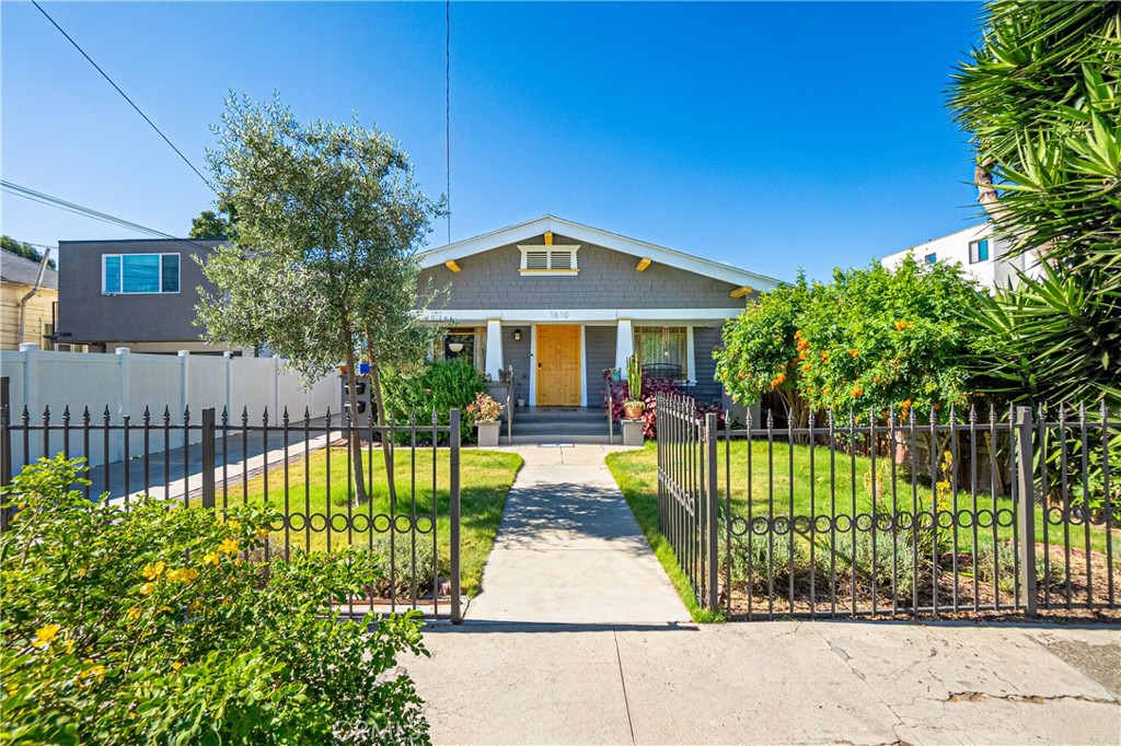 1610 W 36Th Place, Los Angeles, CA 90018