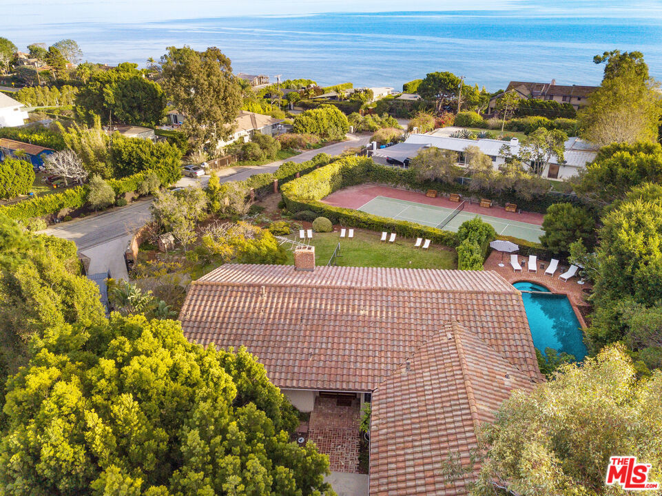 7161 Grasswood Avenue, Malibu, CA 90265