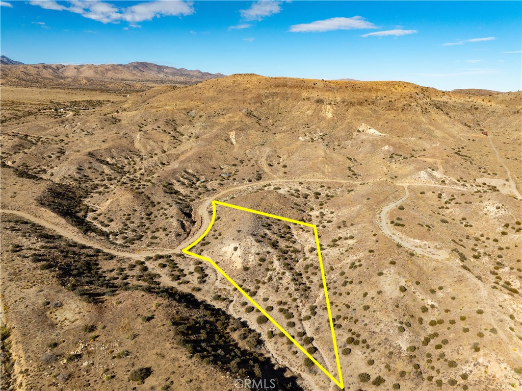 4779 Cimarron Road, Pioneertown, CA 92268