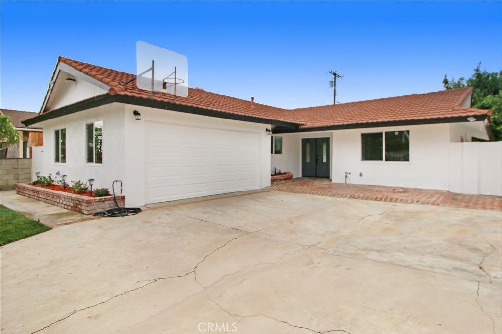 10283 Lev Avenue, Arleta, CA 91331