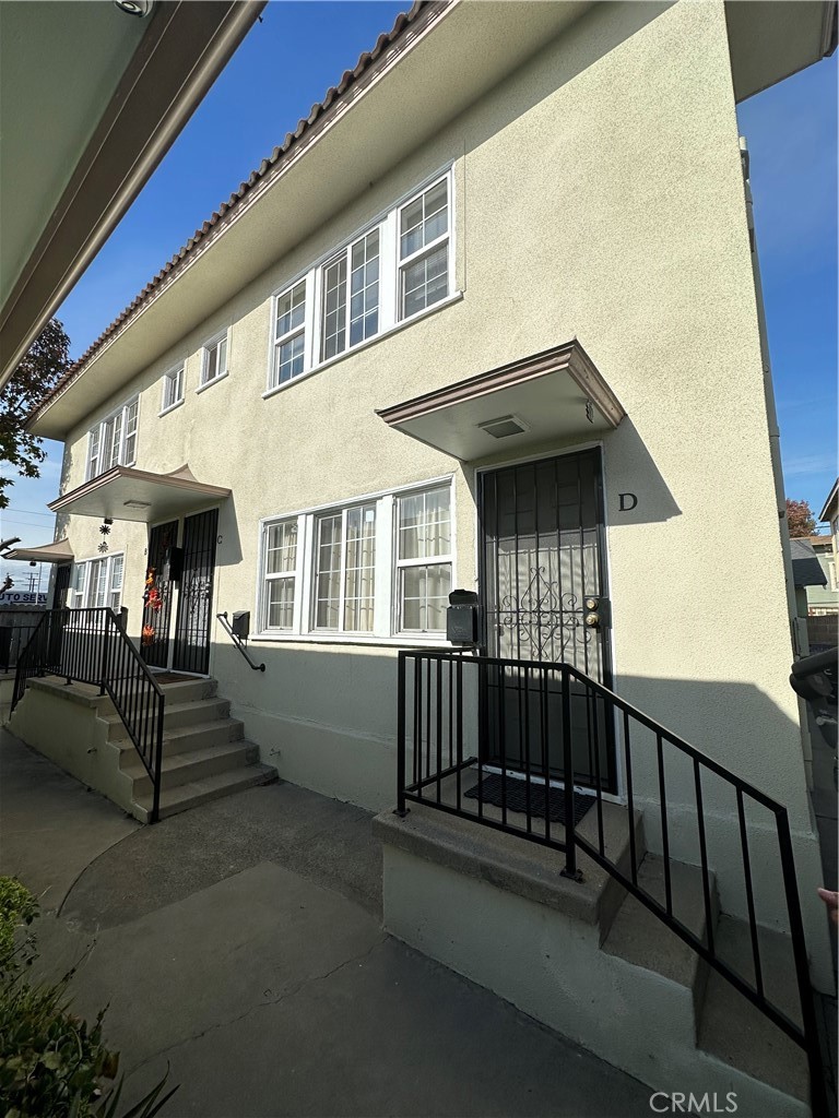 2415 E 7Th Street | Similar Property Thumbnail