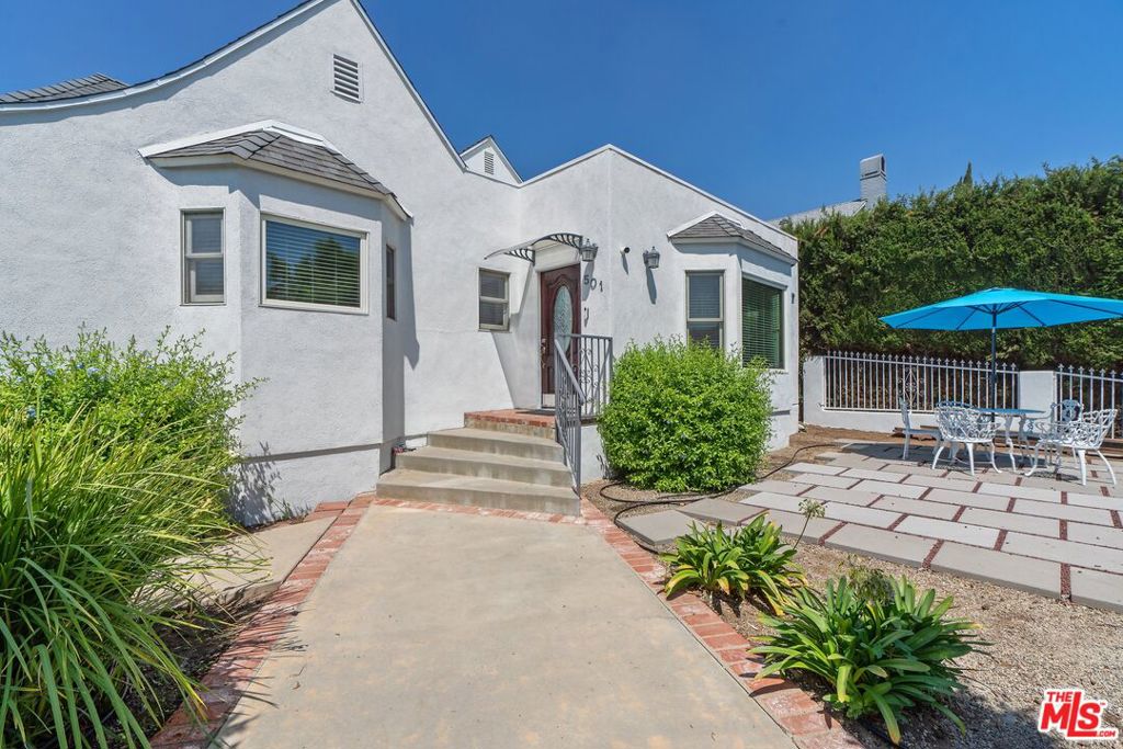 501 N Gower Street, Los Angeles, CA 90004