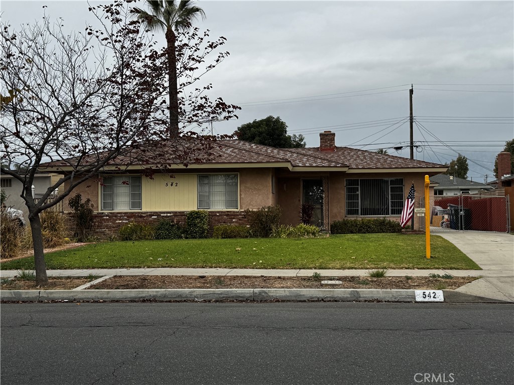 542 W I Street, Ontario, CA 91762