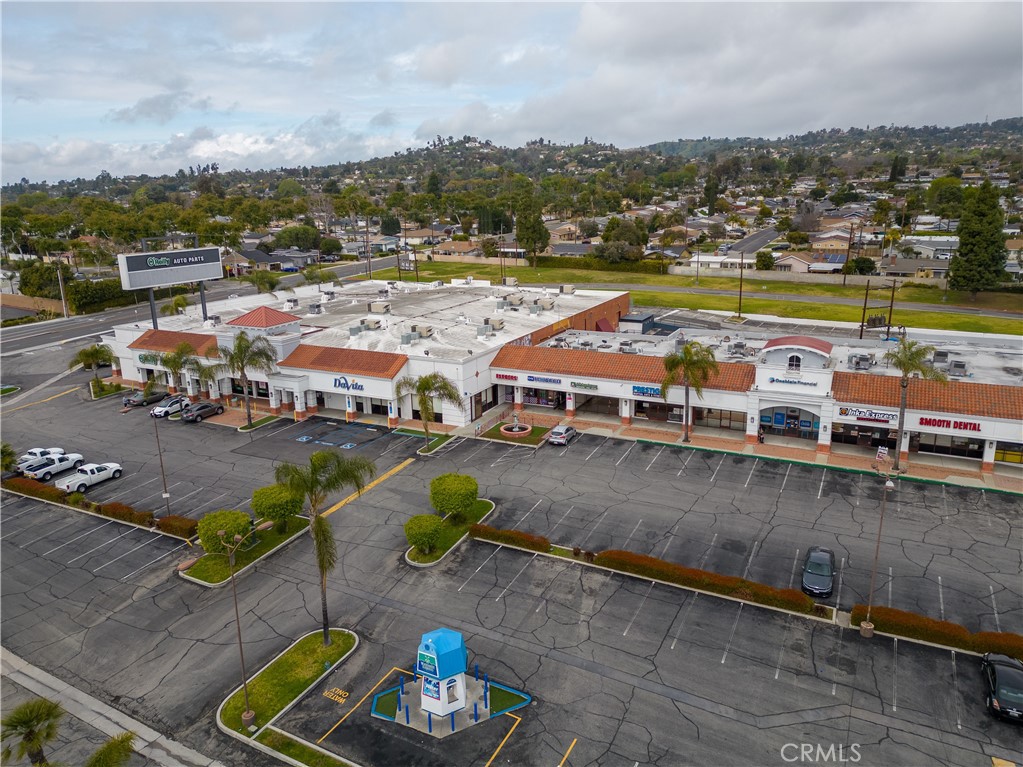 1591 Whittier Boulevard | Similar Property Thumbnail 7