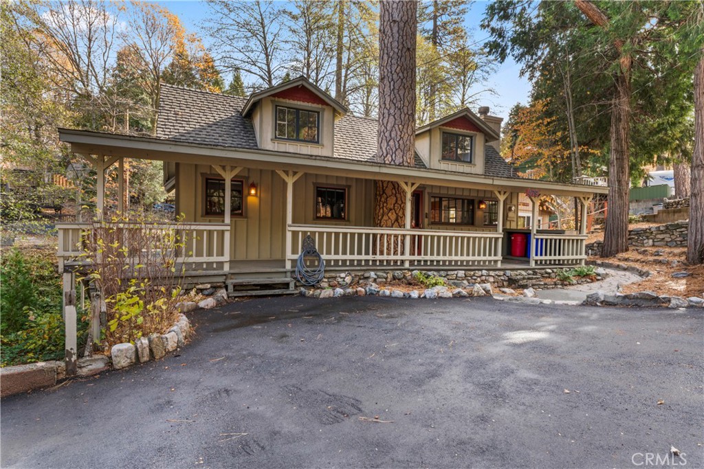 479 Hunt Lane, Crestline, CA 92325