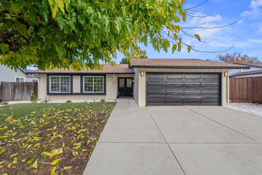 910 Del Norte Drive, Livermore, CA 94551