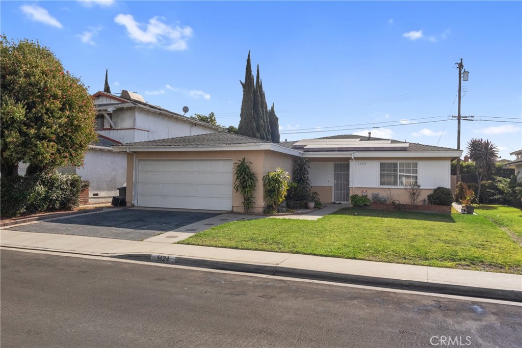 1424 E 218Th Street, Carson, CA 90745