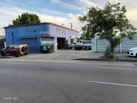 644 E Manchester Avenue, Los Angeles, CA 90001