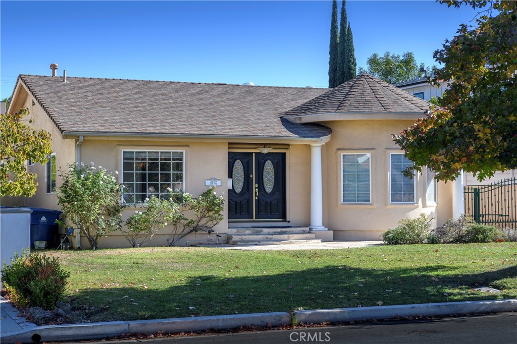 4932 Petit Avenue, Encino, CA 91436