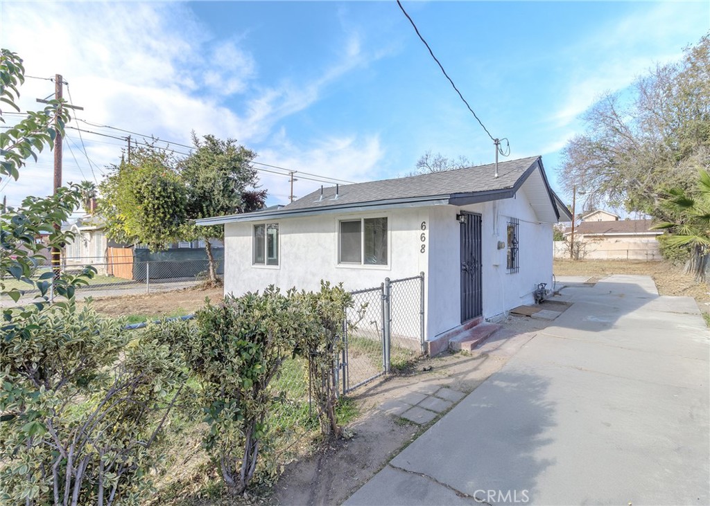 668 W 14Th Street | Similar Property Thumbnail