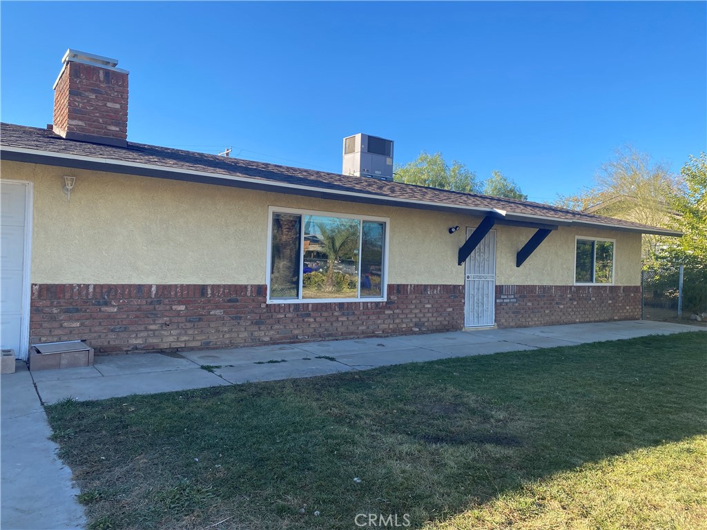 14657 La Habra Road, Victorville, CA 92392