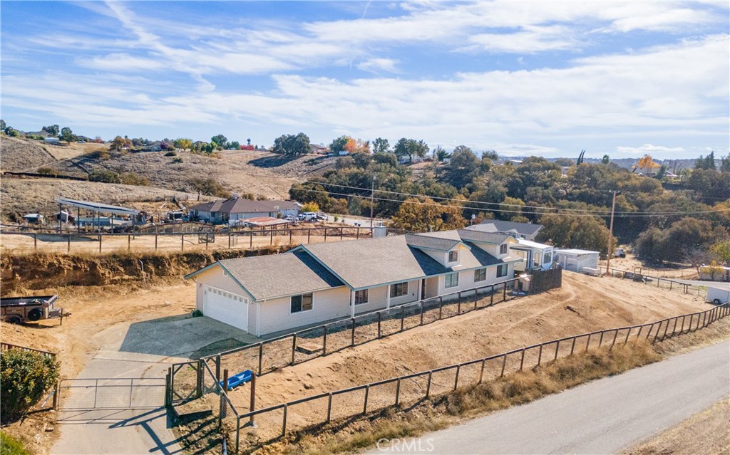 1690 Buck Way, Paso Robles, CA 93446