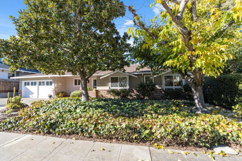 1830 Barton Street, Redwood City, CA 94061