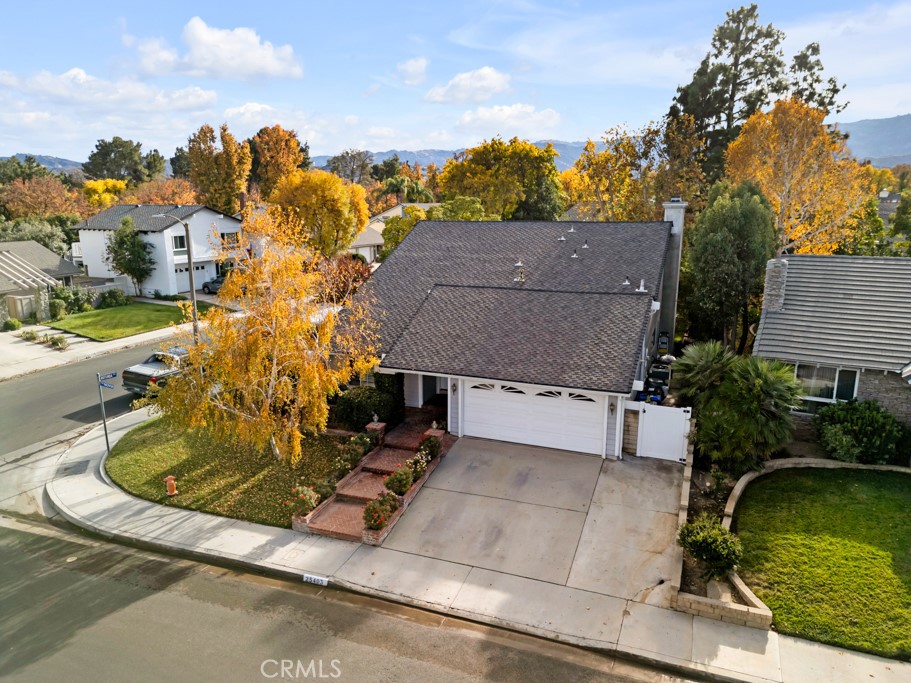 25403 Via Novia, Valencia, CA 91355