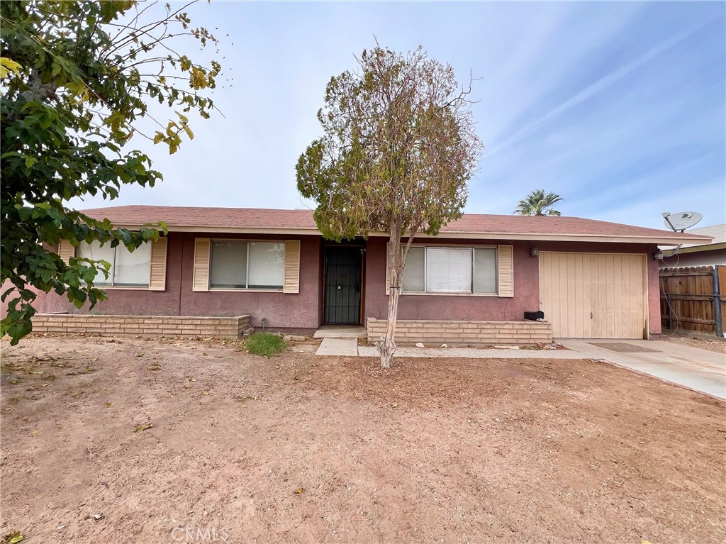 357 N Carlton Avenue, Blythe, CA 92225