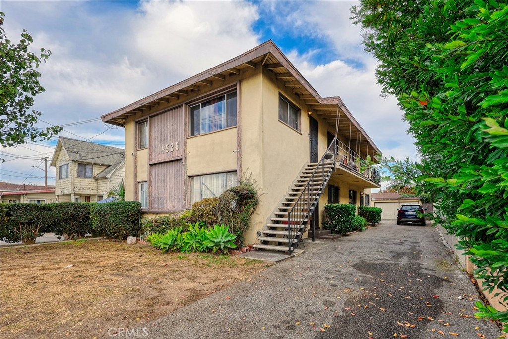 14526 S Normandie Avenue | Similar Property Thumbnail