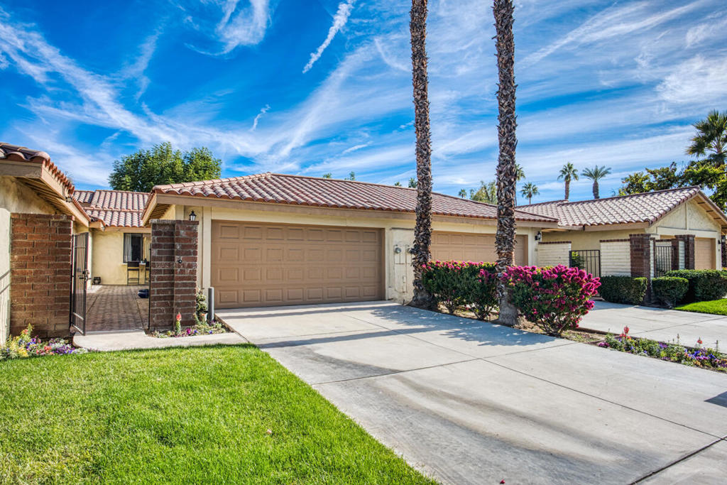 104 Don Miguel Circle, Palm Desert, CA 92260