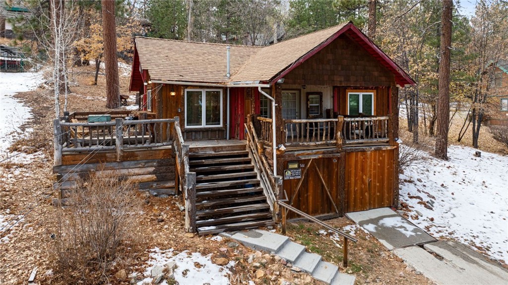 544 Talmadge Road, Big Bear Lake, CA 92315