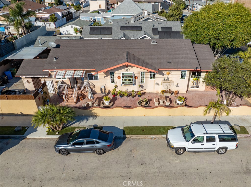 203 N Mesa Street | Similar Property Thumbnail 2