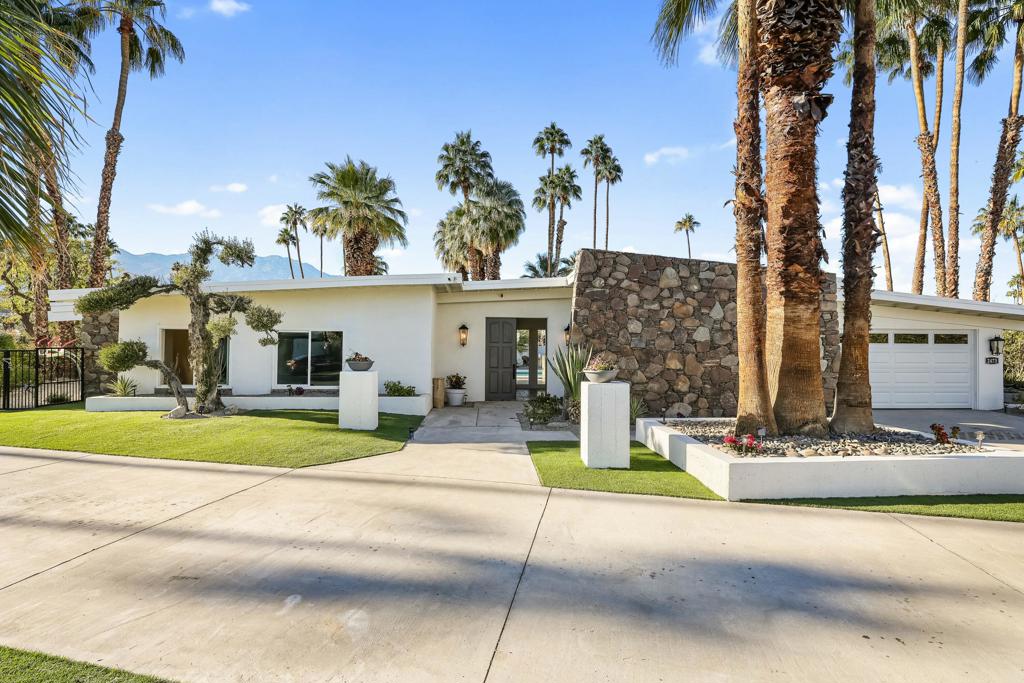 2473 S Pebble Beach Drive, Palm Springs, CA 92264