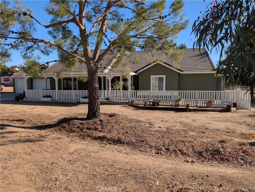 33416 Overland Trail, Agua Dulce, CA 91390