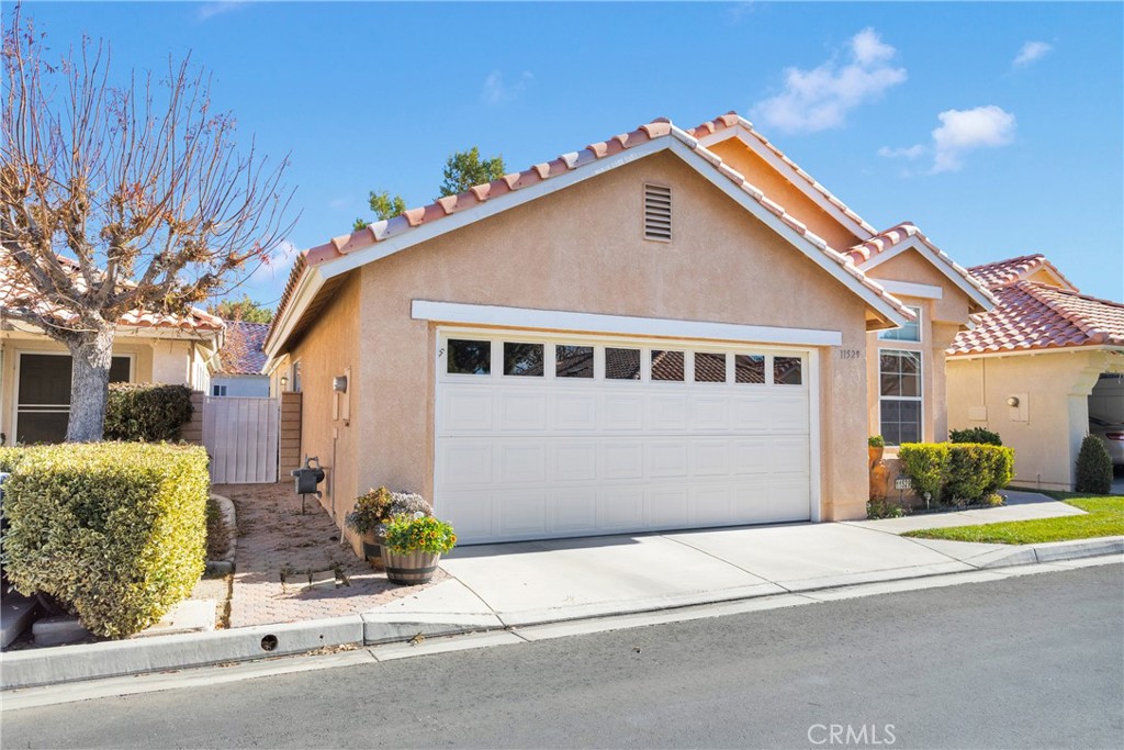 11529 Mountain Meadow Drive, Apple Valley, CA 92308