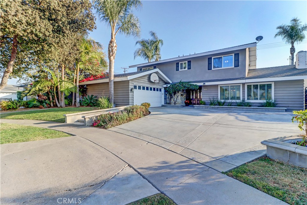 900 Oakwood Avenue, Fullerton, CA 92835