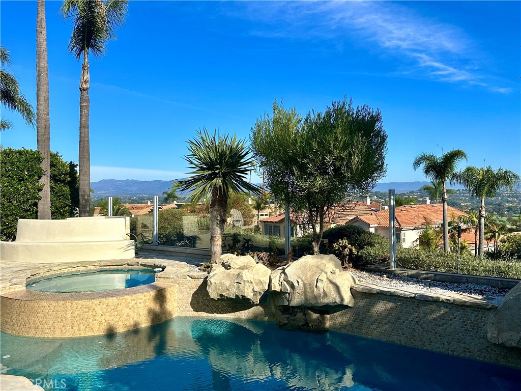 30512 Via Lindosa, Laguna Niguel, CA 92677