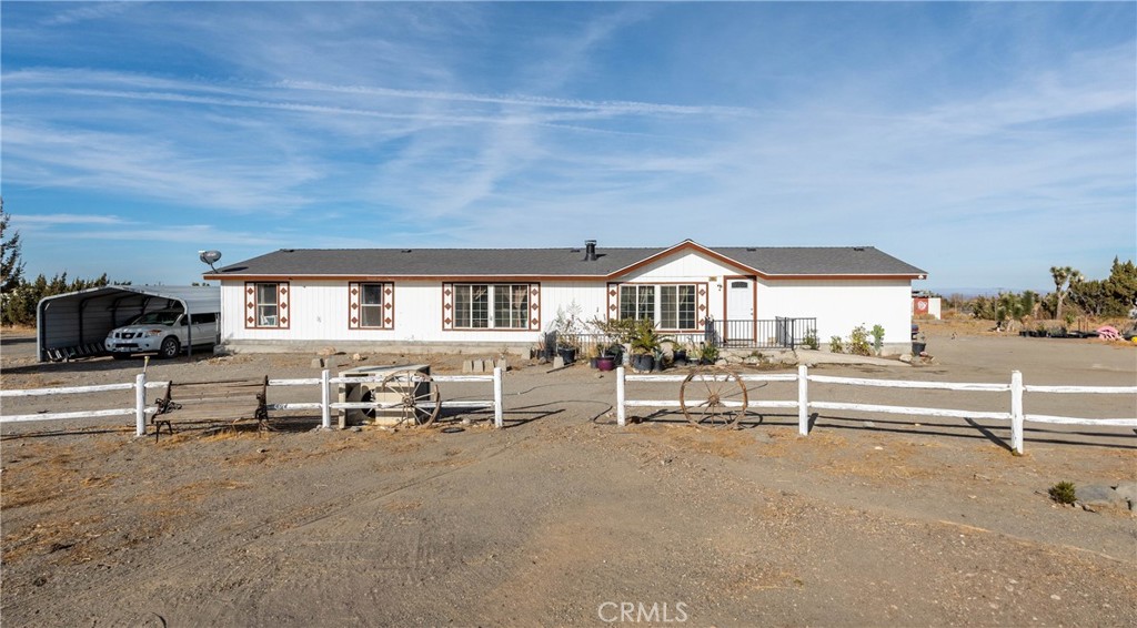 2964 Smoke Tree Road, Pinon Hills, CA 92372