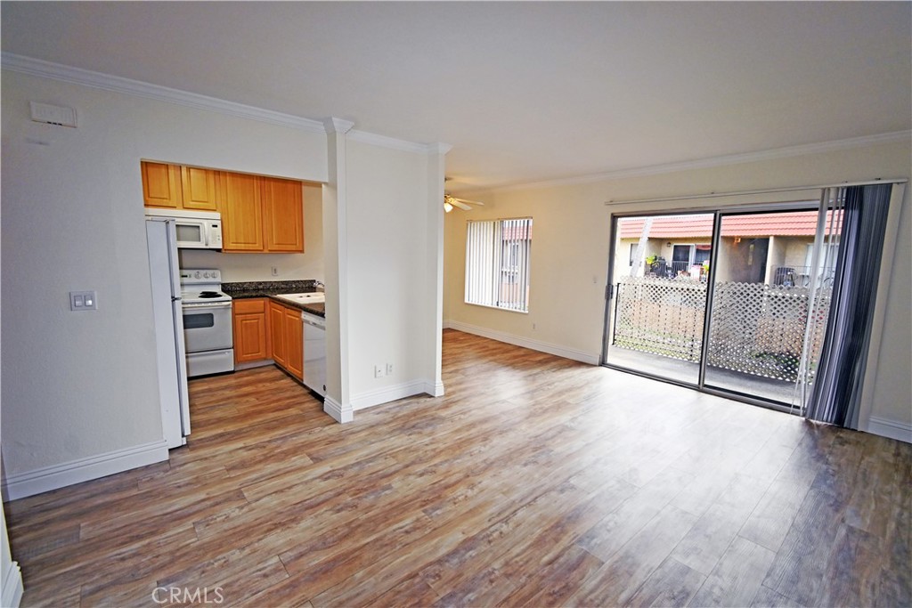 589 N Johnson Avenue, #202 | Similar Property Thumbnail