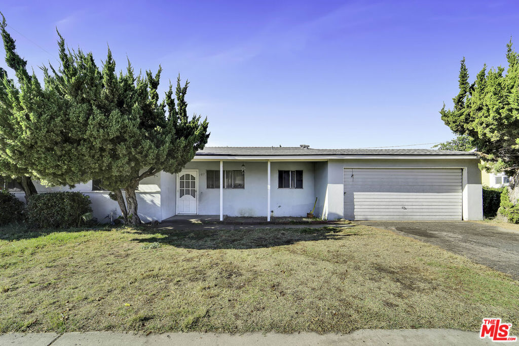 187 Whitney Avenue, Moorpark, CA 93021