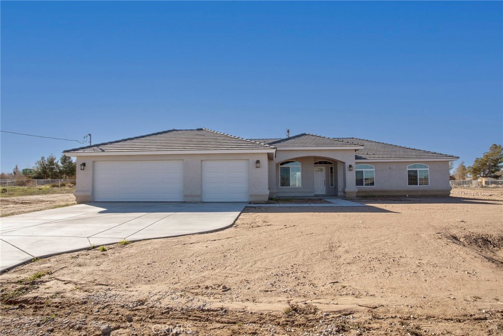 11181 5Th Avenue, Hesperia, CA 92345