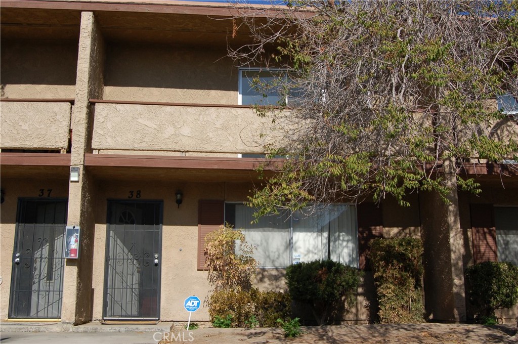 14229 La Paz Drive, #U38A, Victorville, CA 92395