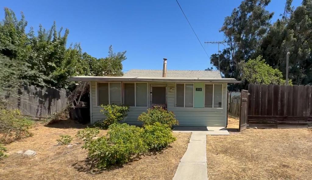 310 5Th Street, Greenfield, CA 93927