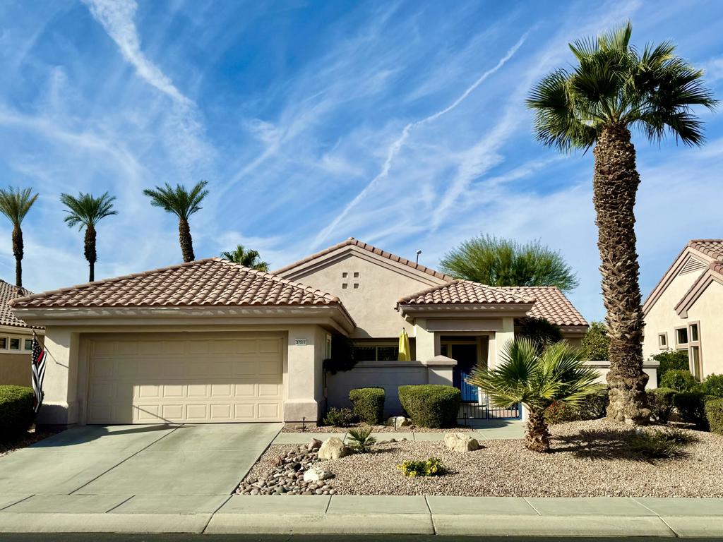 37511 Golden Pebble Avenue, Palm Desert, CA 92211