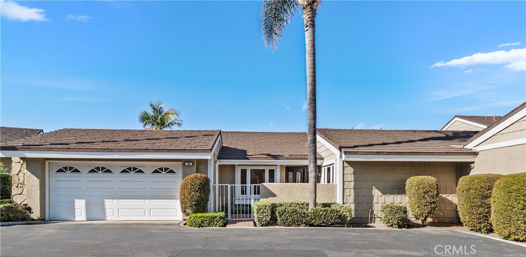 42 Lone Pine, Irvine, CA 92604