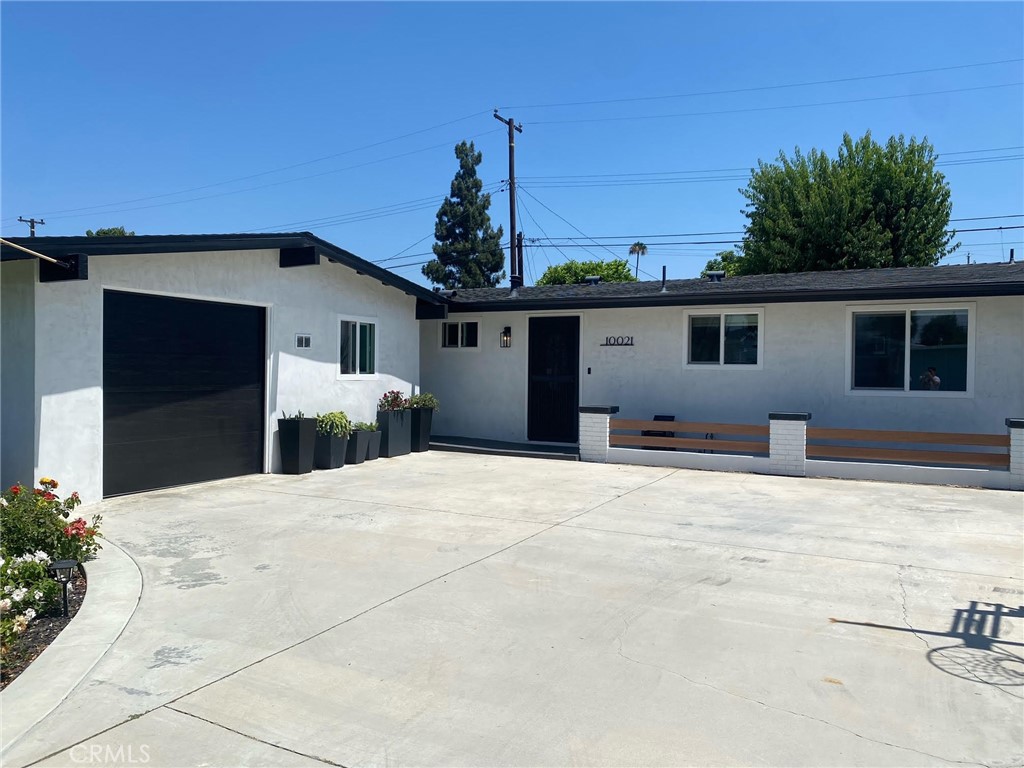 10021 Lampson Street | Similar Property Thumbnail