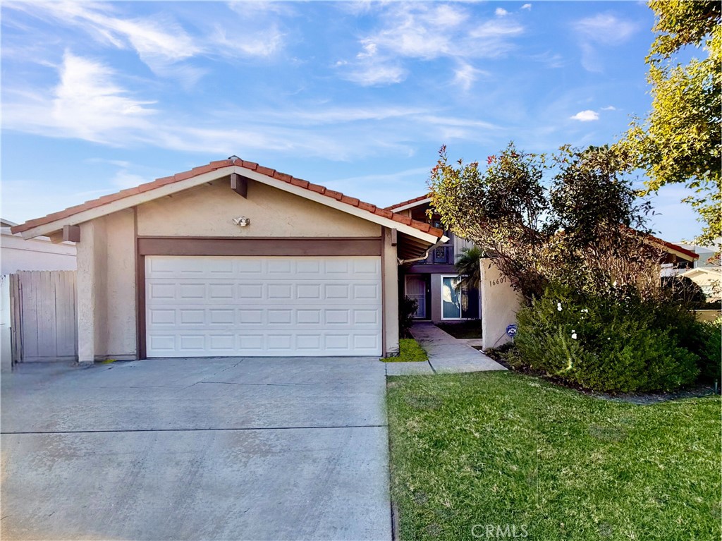 16601 Edgewater Lane, Huntington Beach, CA 92649