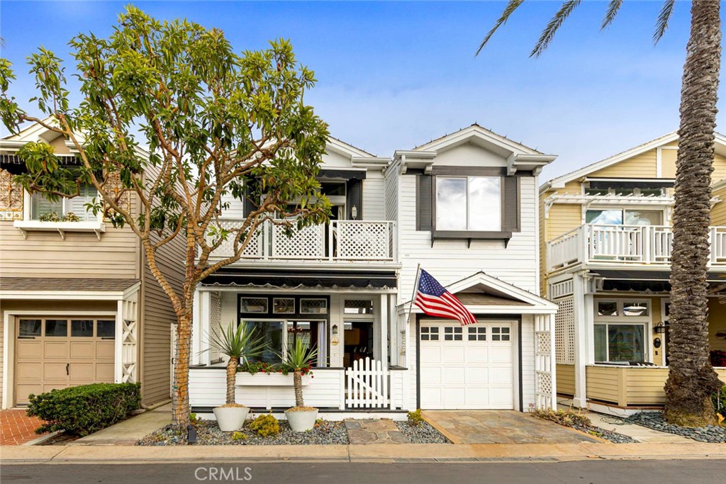 39 Beach Drive, Newport Beach, CA 92663