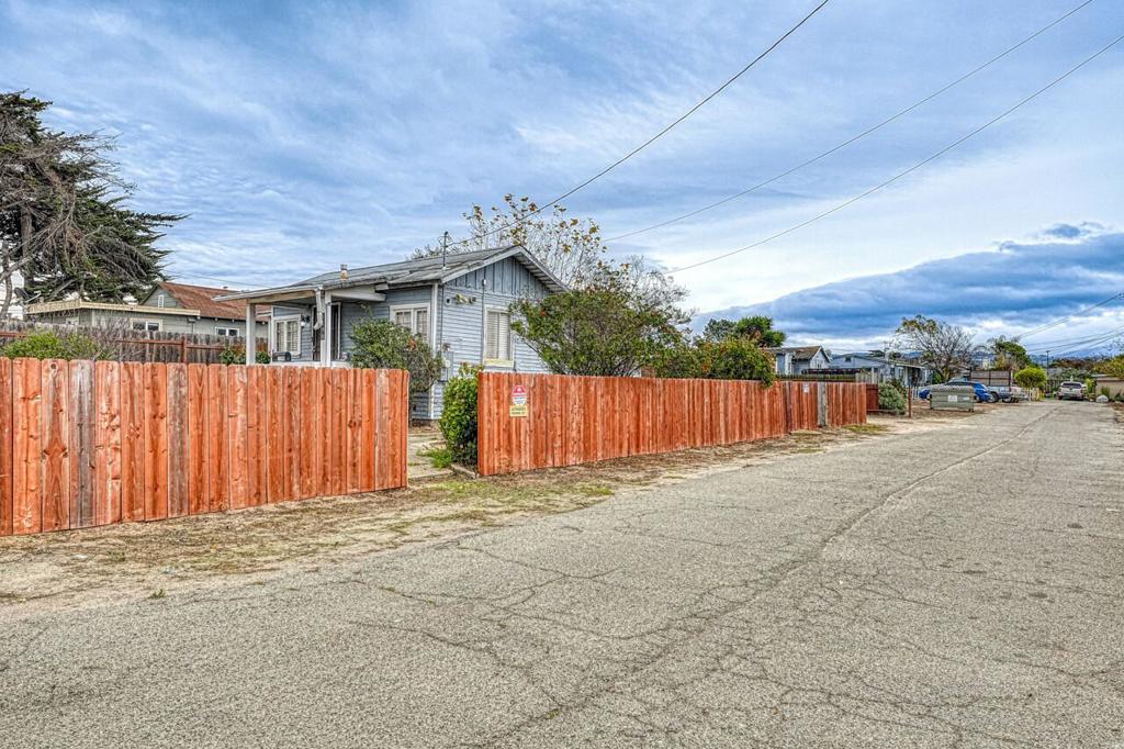 1198 La Salle Avenue | Similar Property Thumbnail 8