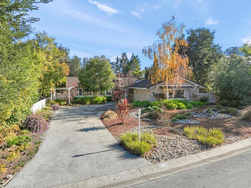 119 N Avalon Drive, Los Altos, CA 94022