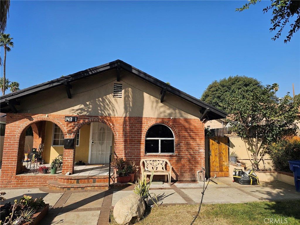 14381 Chatsworth Drive, San Fernando, CA 91340