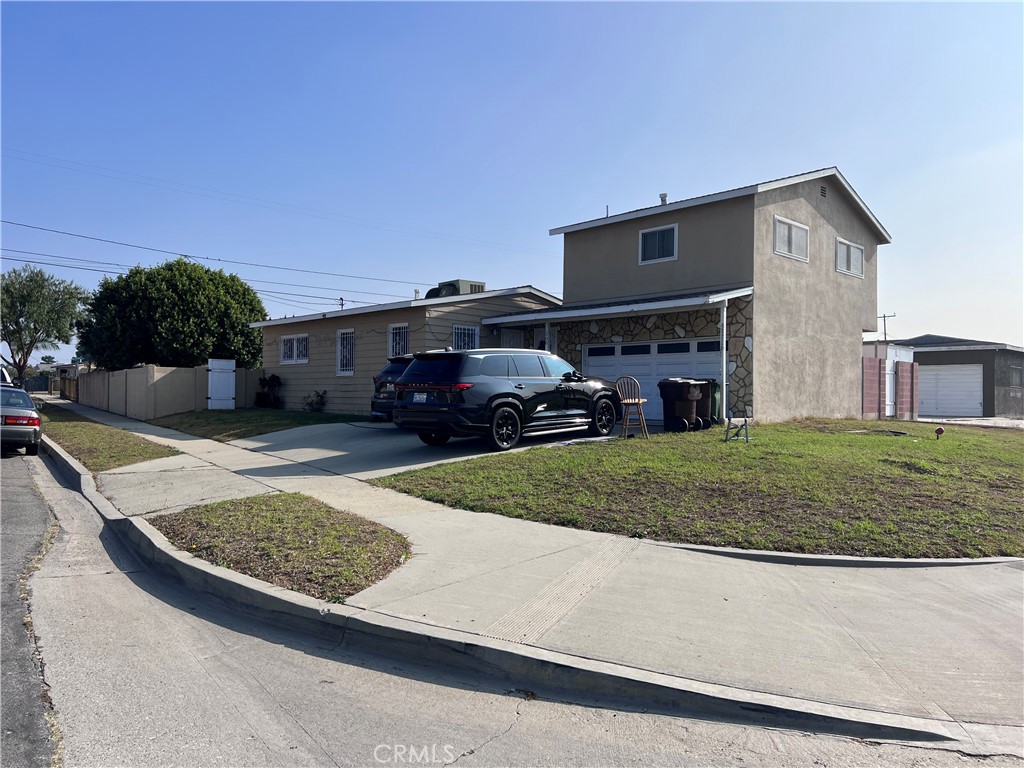 500 S Clymar Avenue | Similar Property Thumbnail