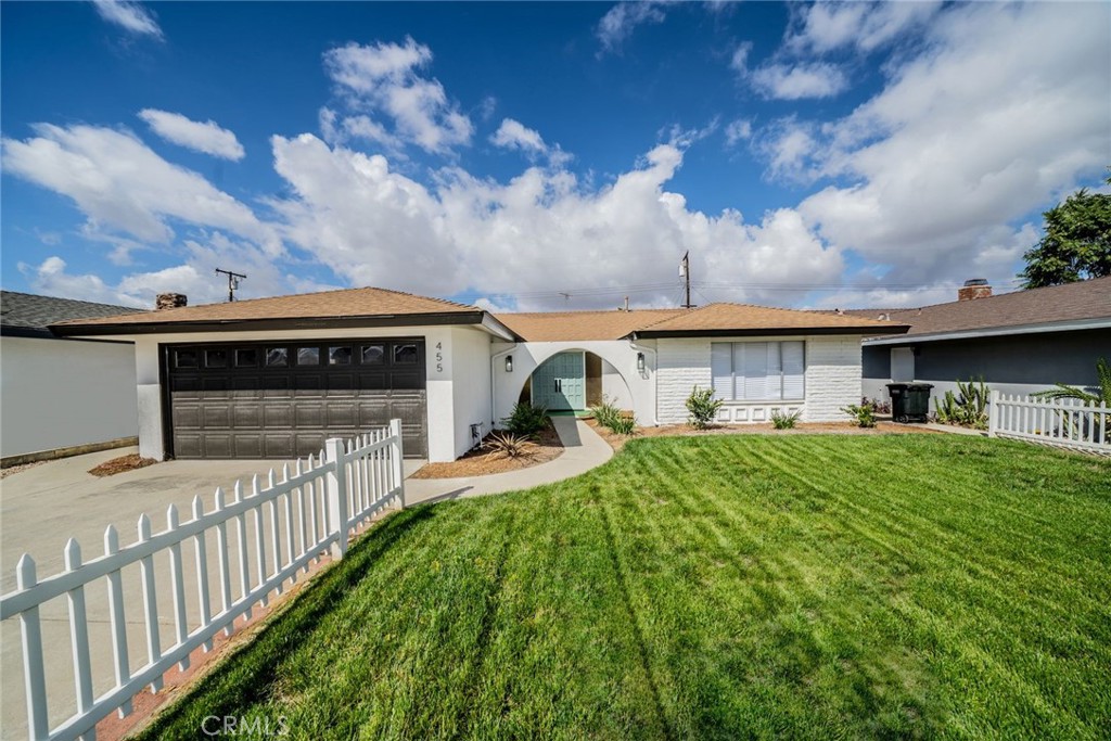 455 S Walnut Street, Hemet, CA 92543