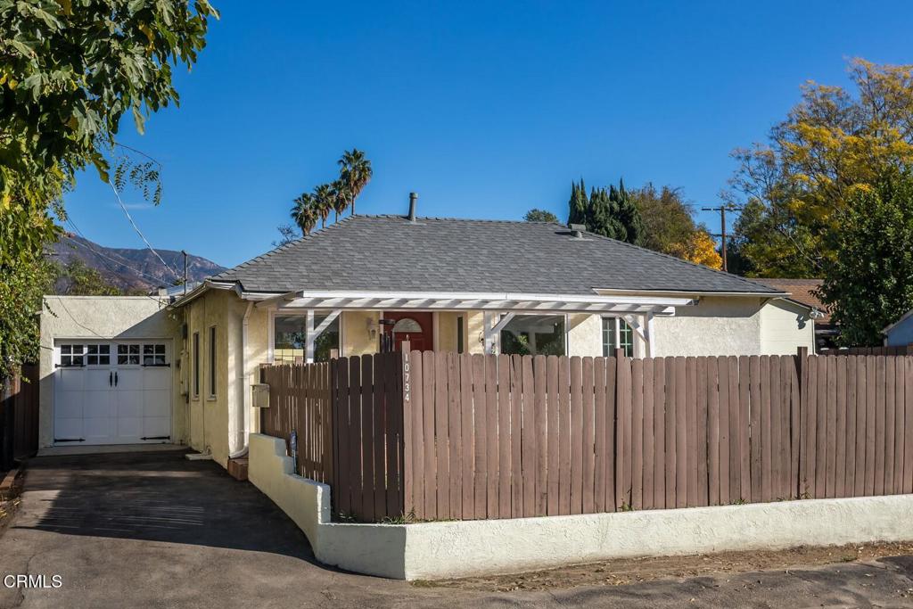 10734 Oro Vista Avenue, Sunland, CA 91040