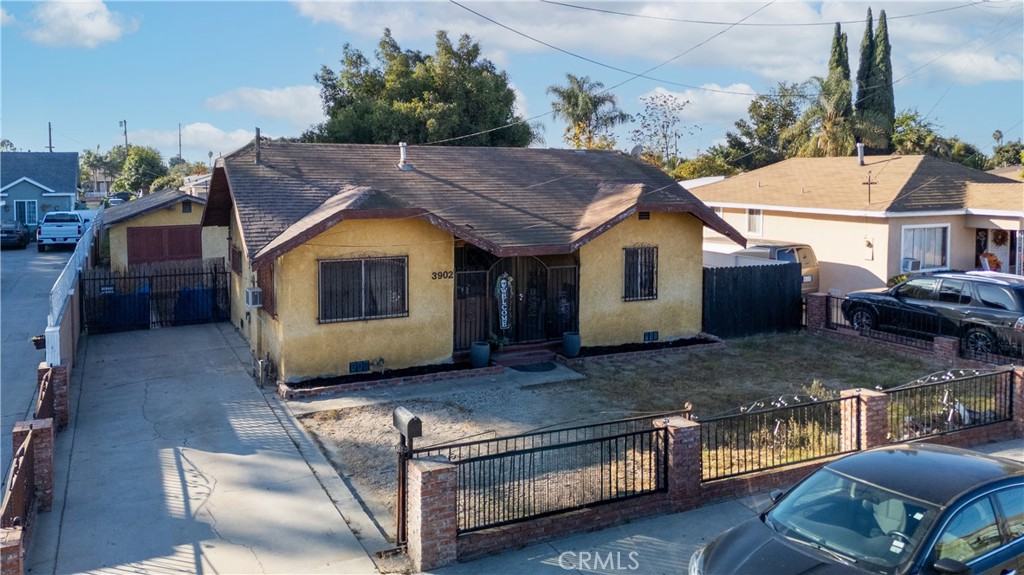 3902 Live Oak Street | Similar Property Thumbnail